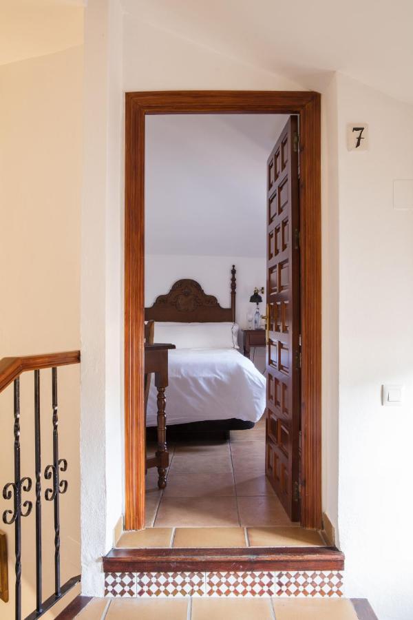 TUGASA Hotel La Posada Villaluenga Del Rosario Bagian luar foto