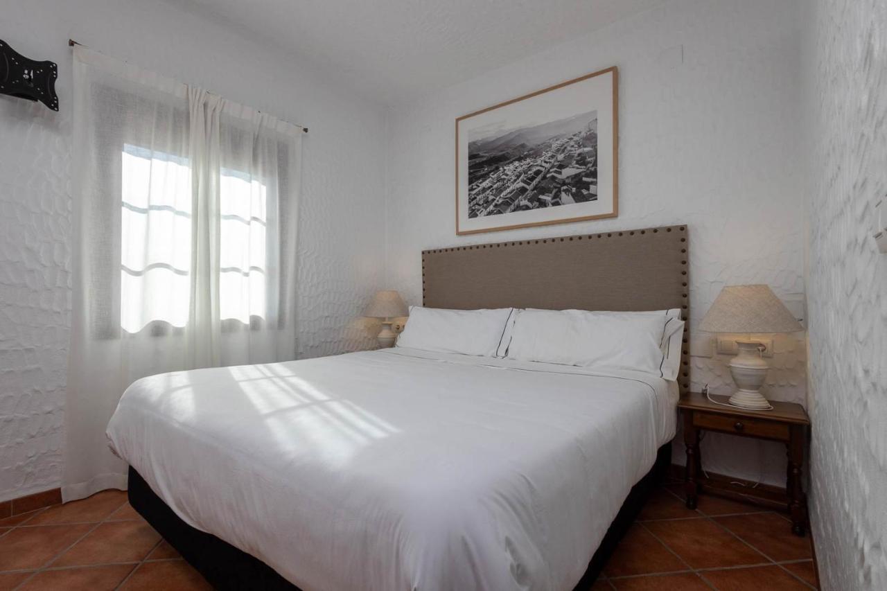TUGASA Hotel La Posada Villaluenga Del Rosario Bagian luar foto