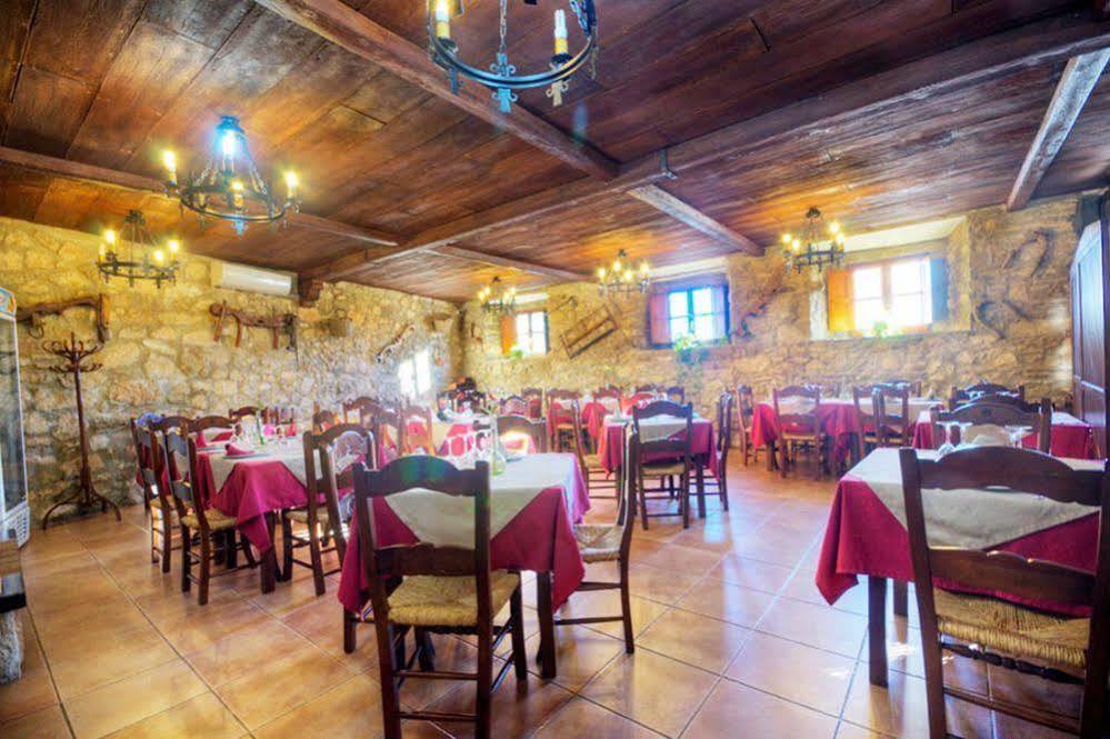 TUGASA Hotel La Posada Villaluenga Del Rosario Bagian luar foto